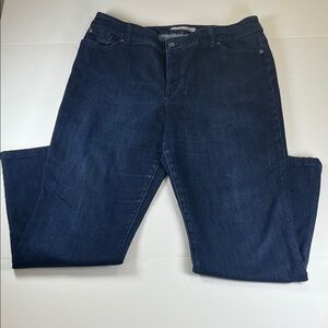 Chico’s Platinum Ultimate Fit Slim Leg Dark Jeans Sz 2.5R (US 14)